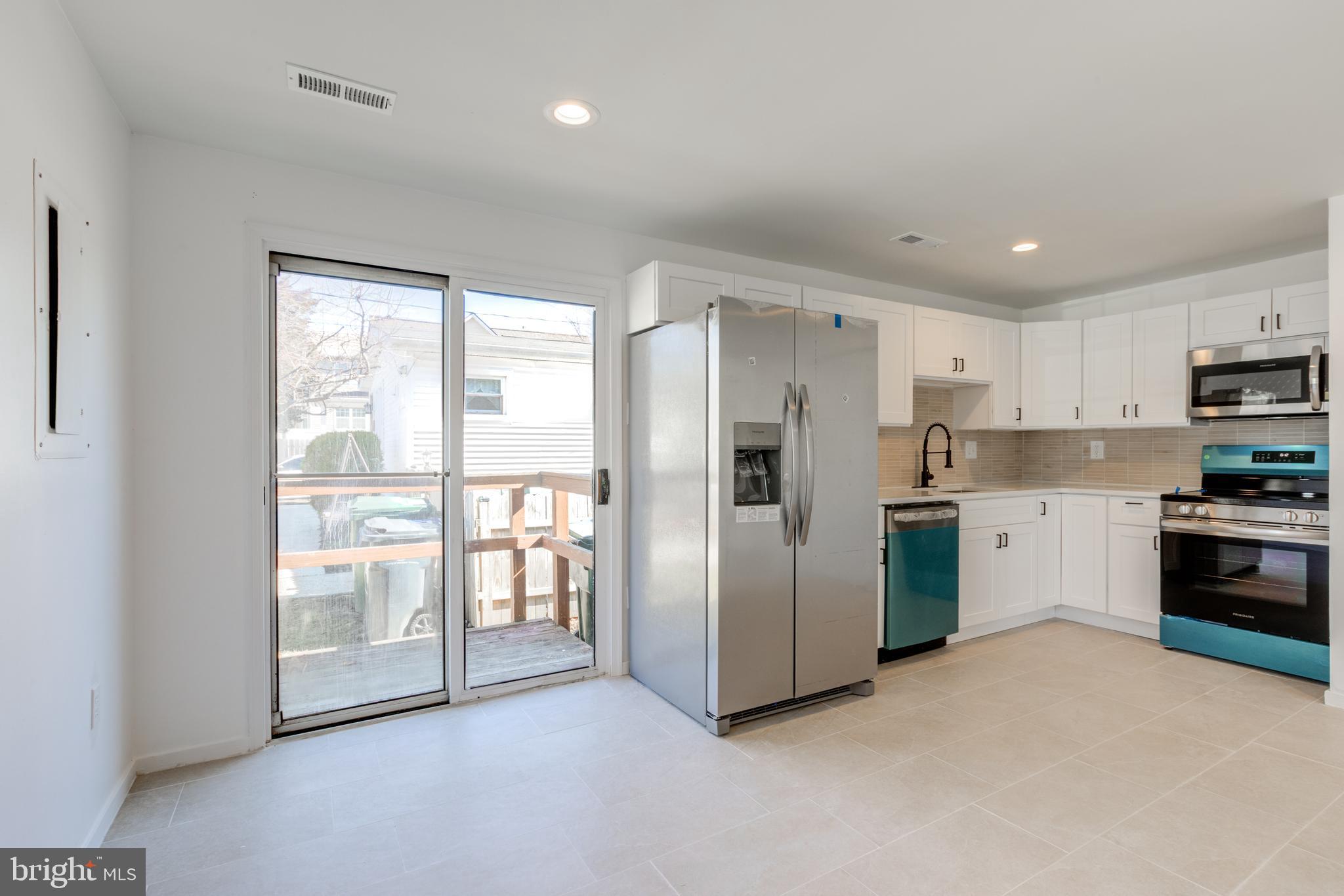 NORTH HILLS - Residential