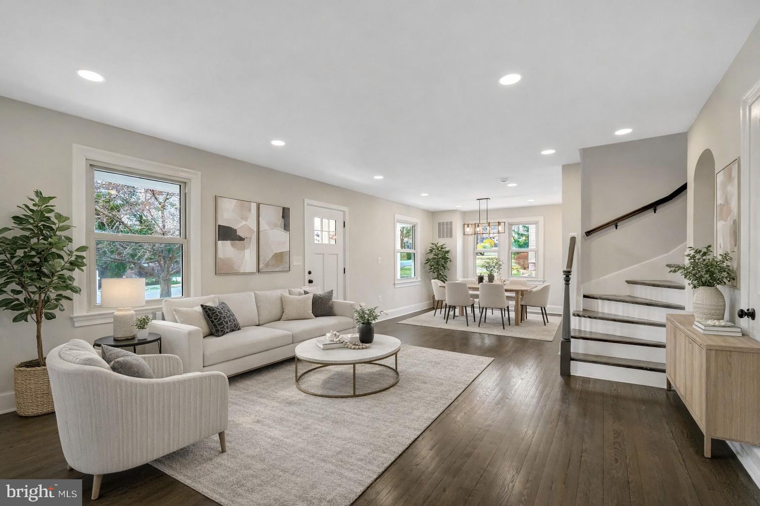 2820 FRANKLIN STREET