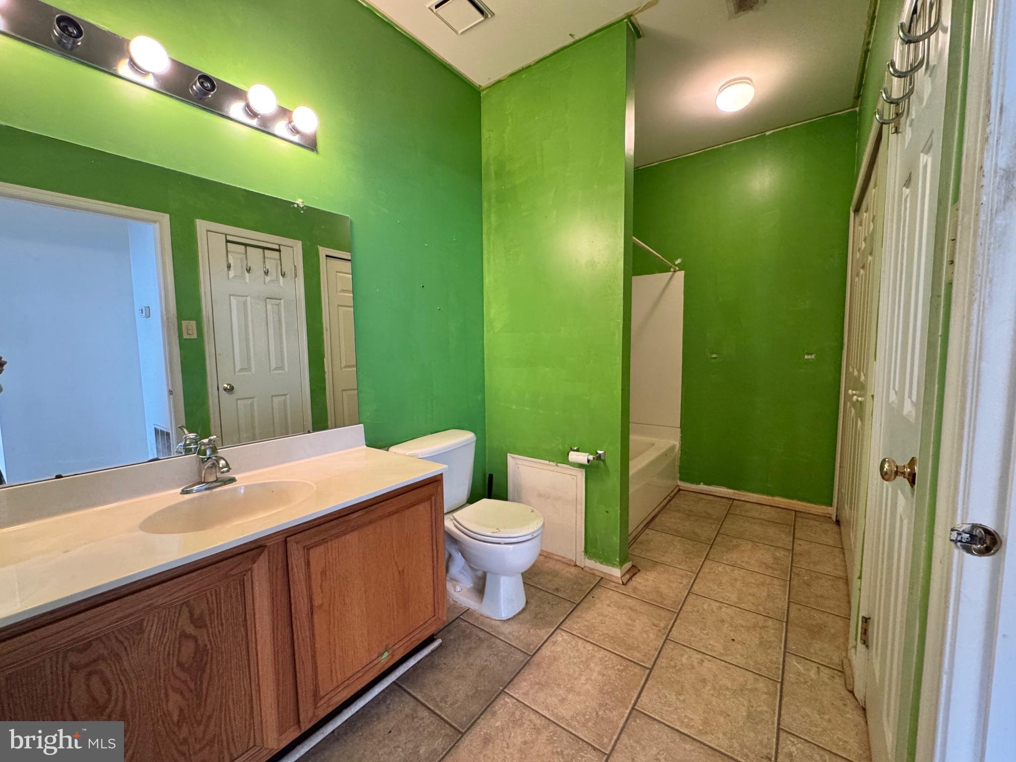 CORNERSTONE - Residential