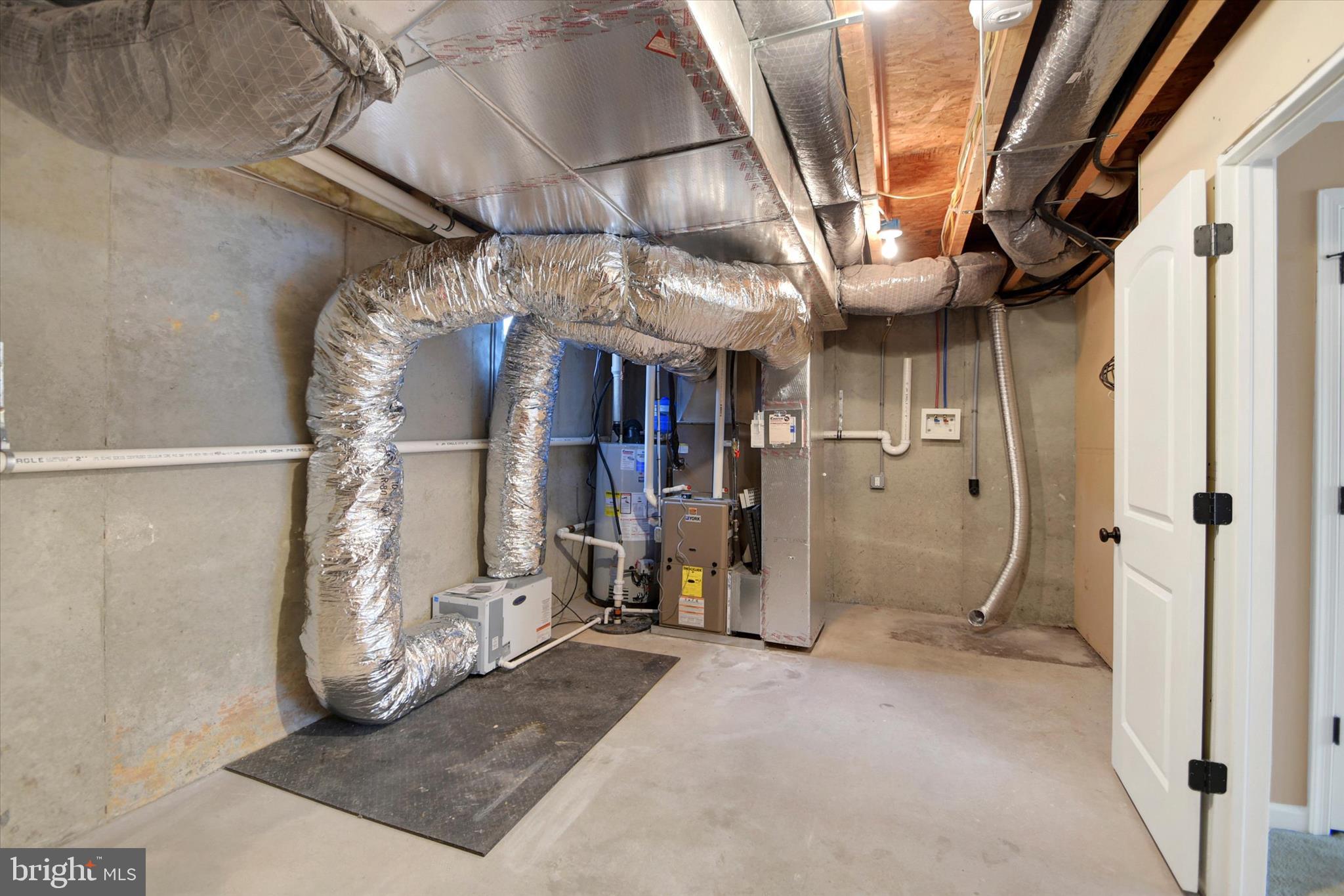 CARRIAGE HILL - Residential