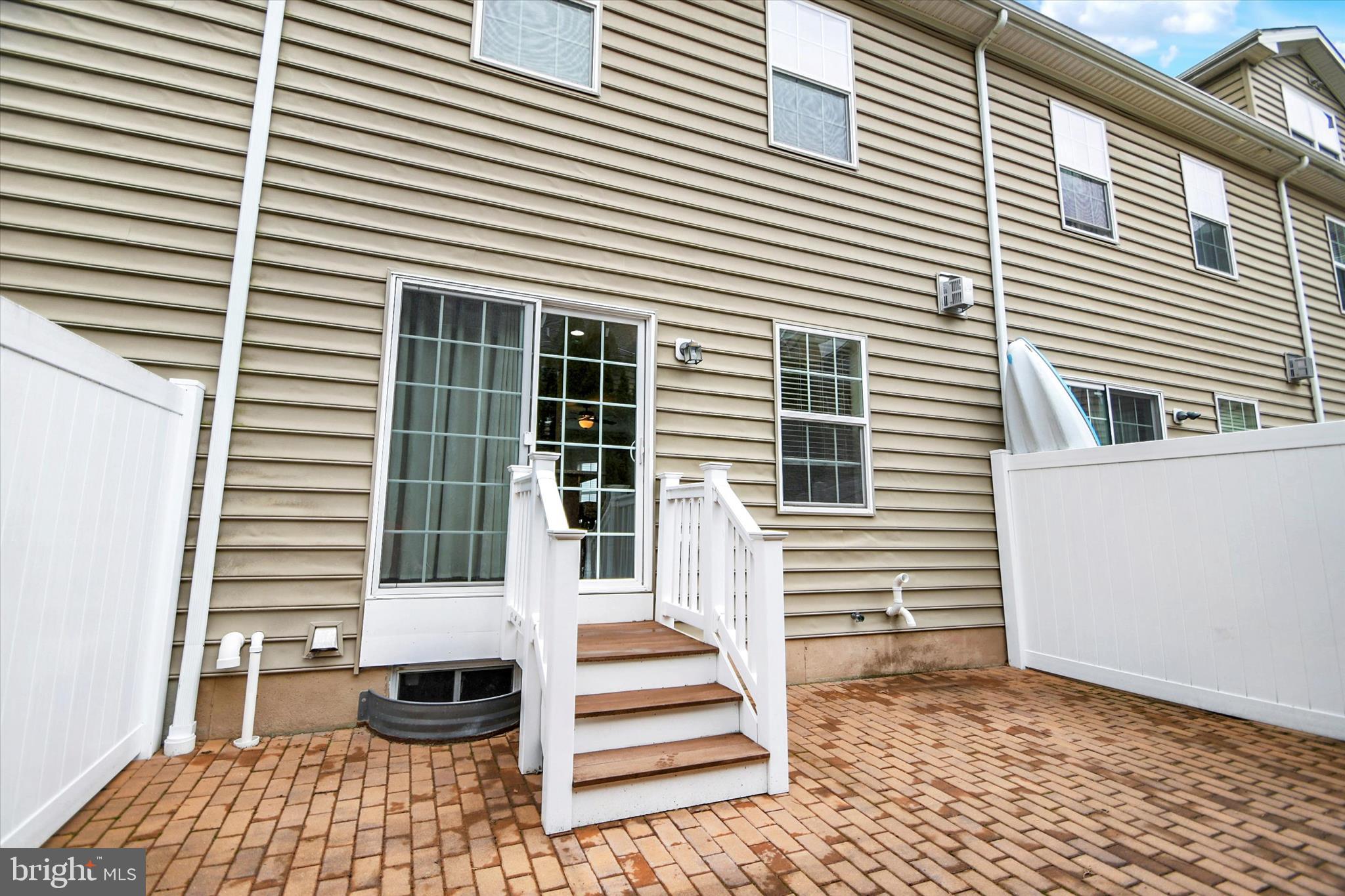 CARRIAGE HILL - Residential