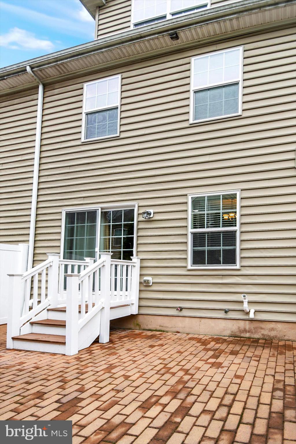 CARRIAGE HILL - Residential