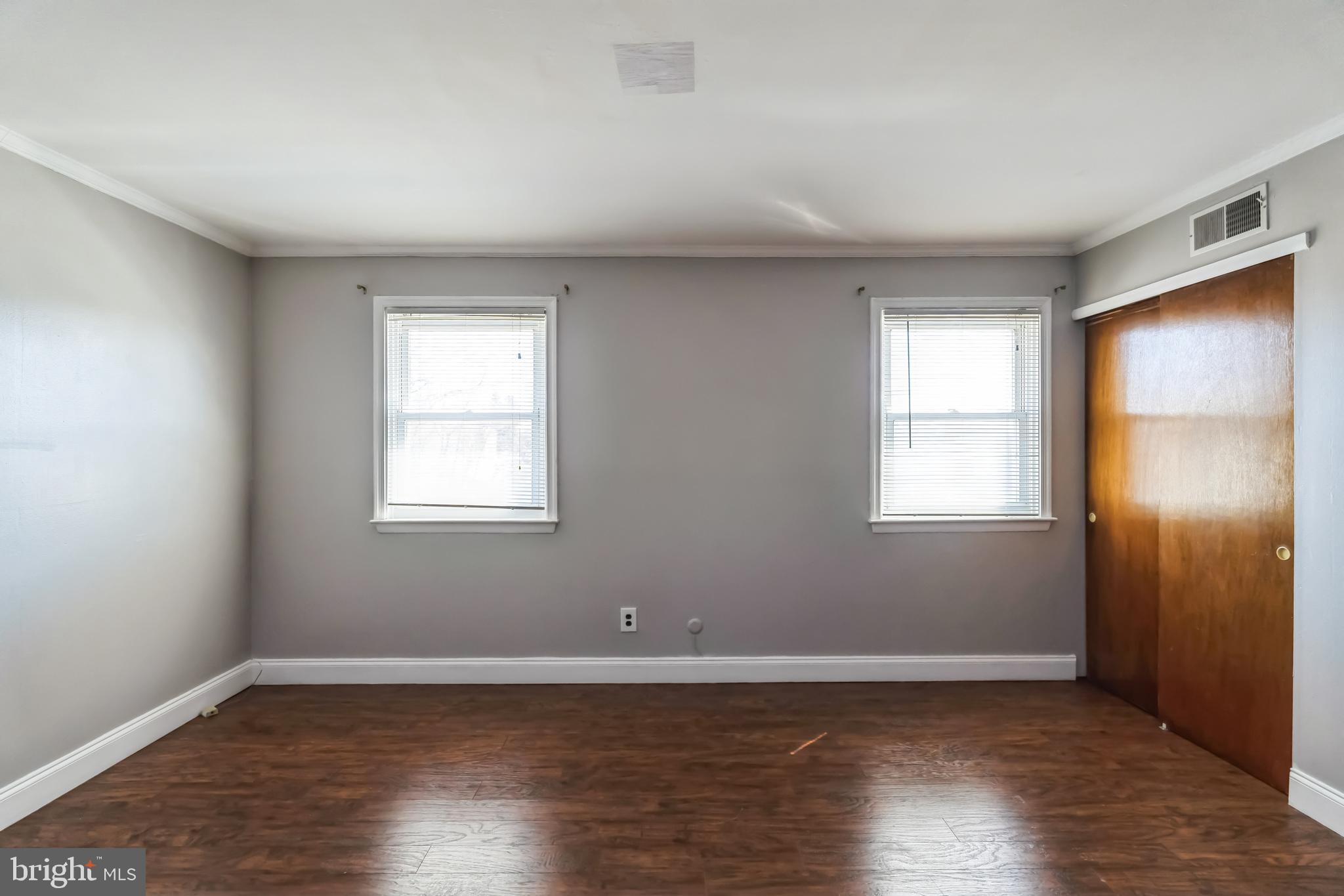 SOMERTON - Residential