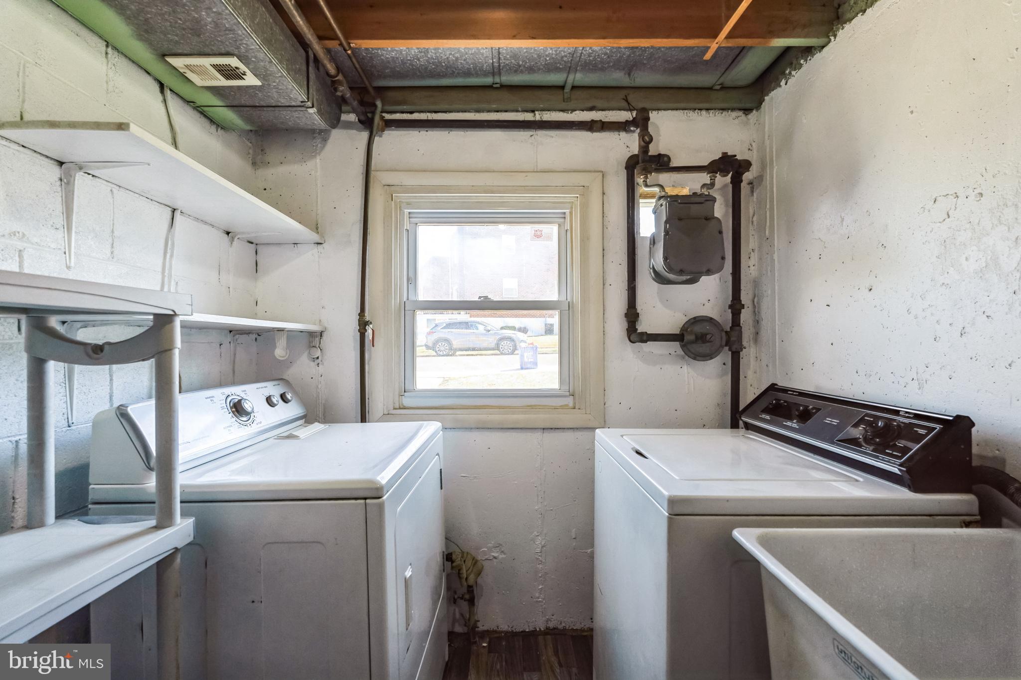 SOMERTON - Residential