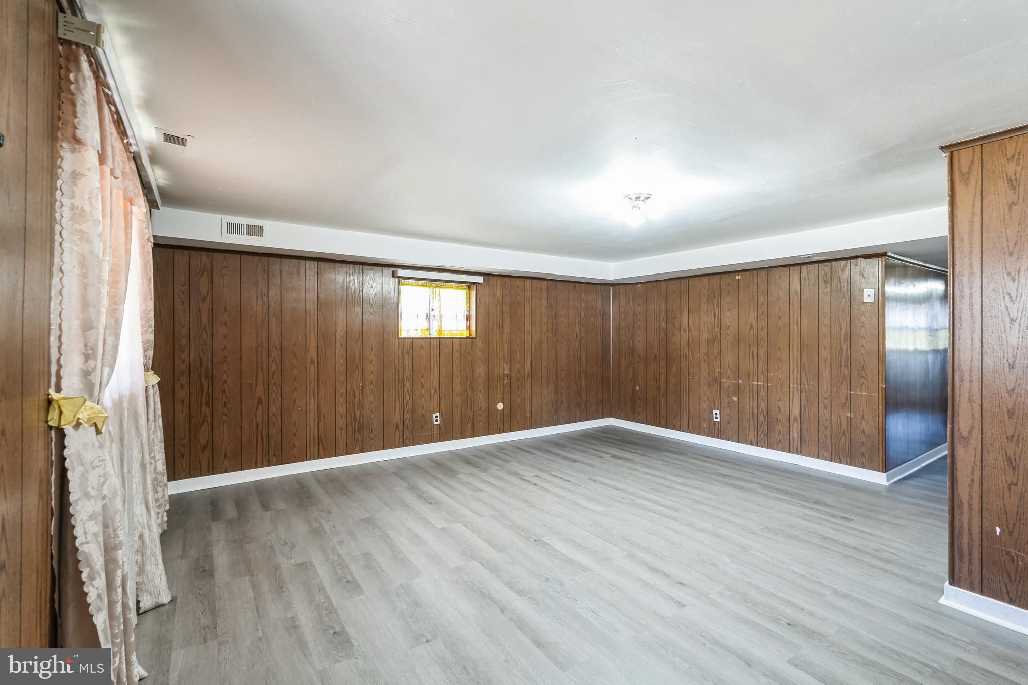 SOMERTON - Residential