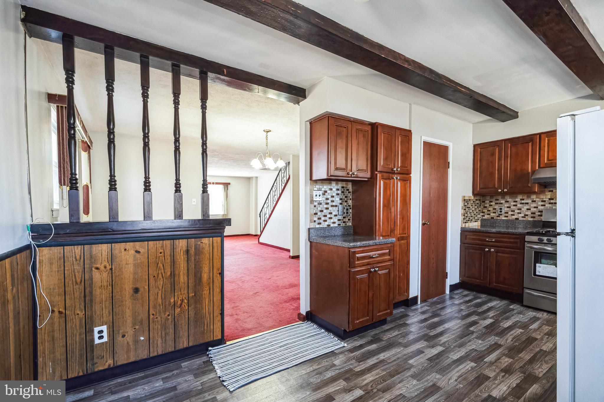 SOMERTON - Residential