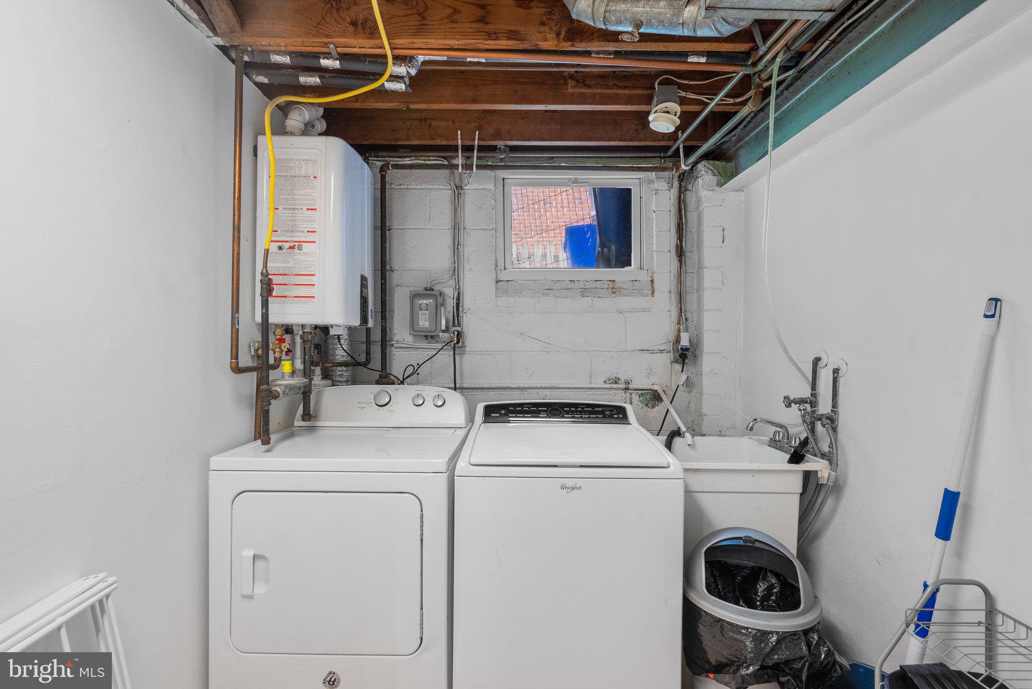 CONN AVE HILLS - Residential Lease