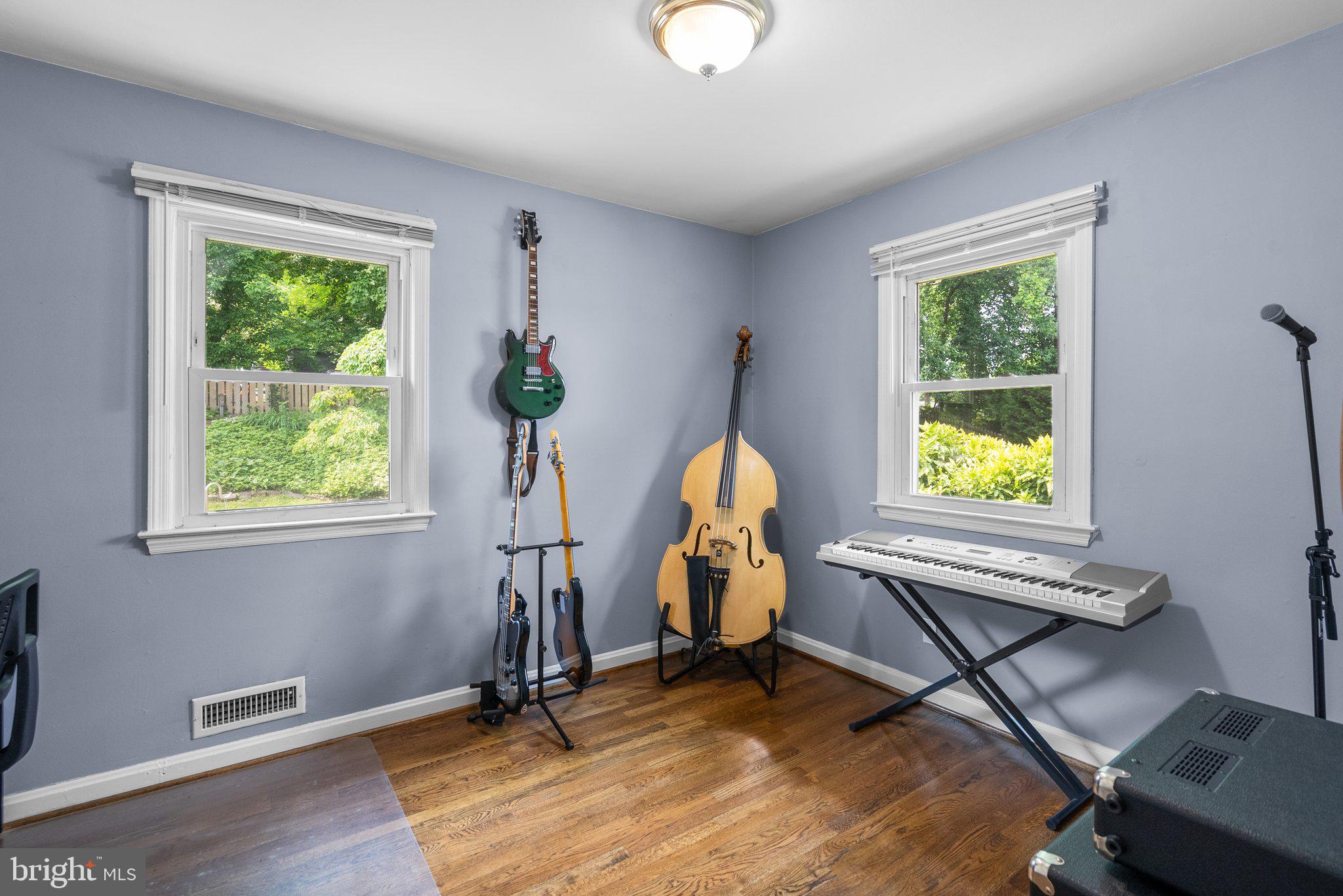 CONN AVE HILLS - Residential Lease