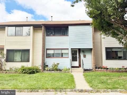 Photo for 447 LIVINGSTON DRIVE