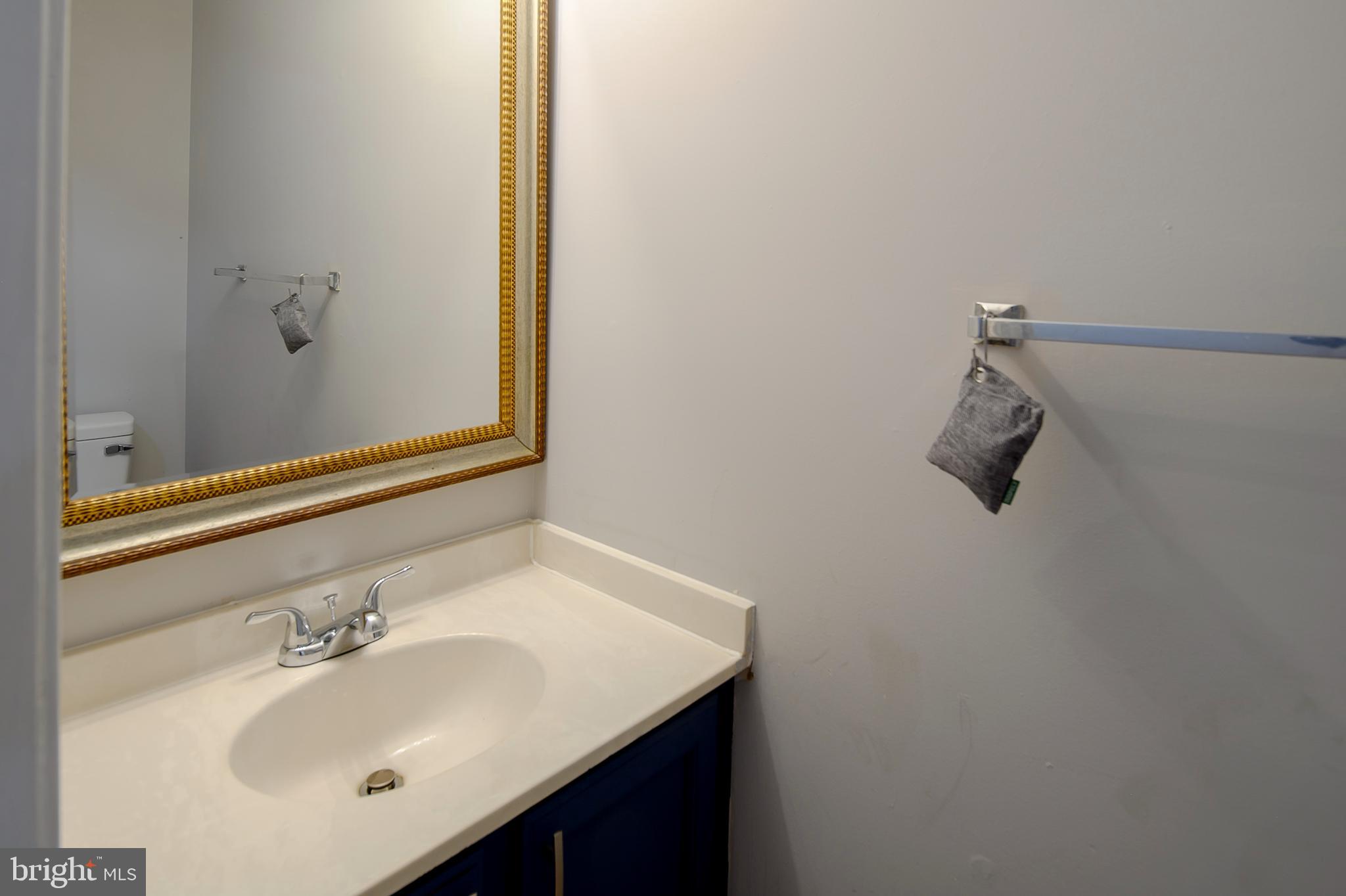 HICKORY RIDGE - Residential Lease