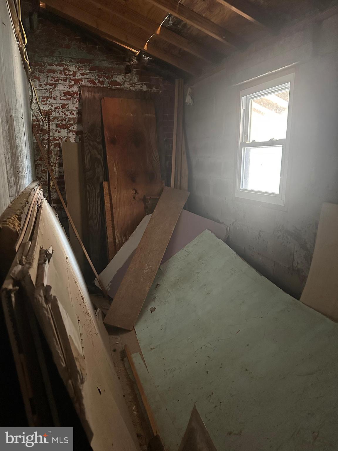 CARROLL PARK - Residential Income