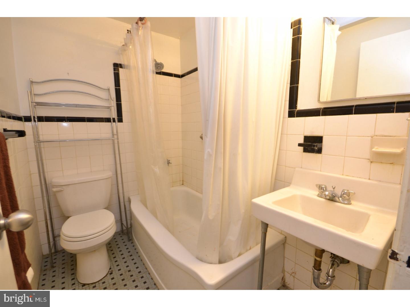 WILDMAN ARMS - Residential