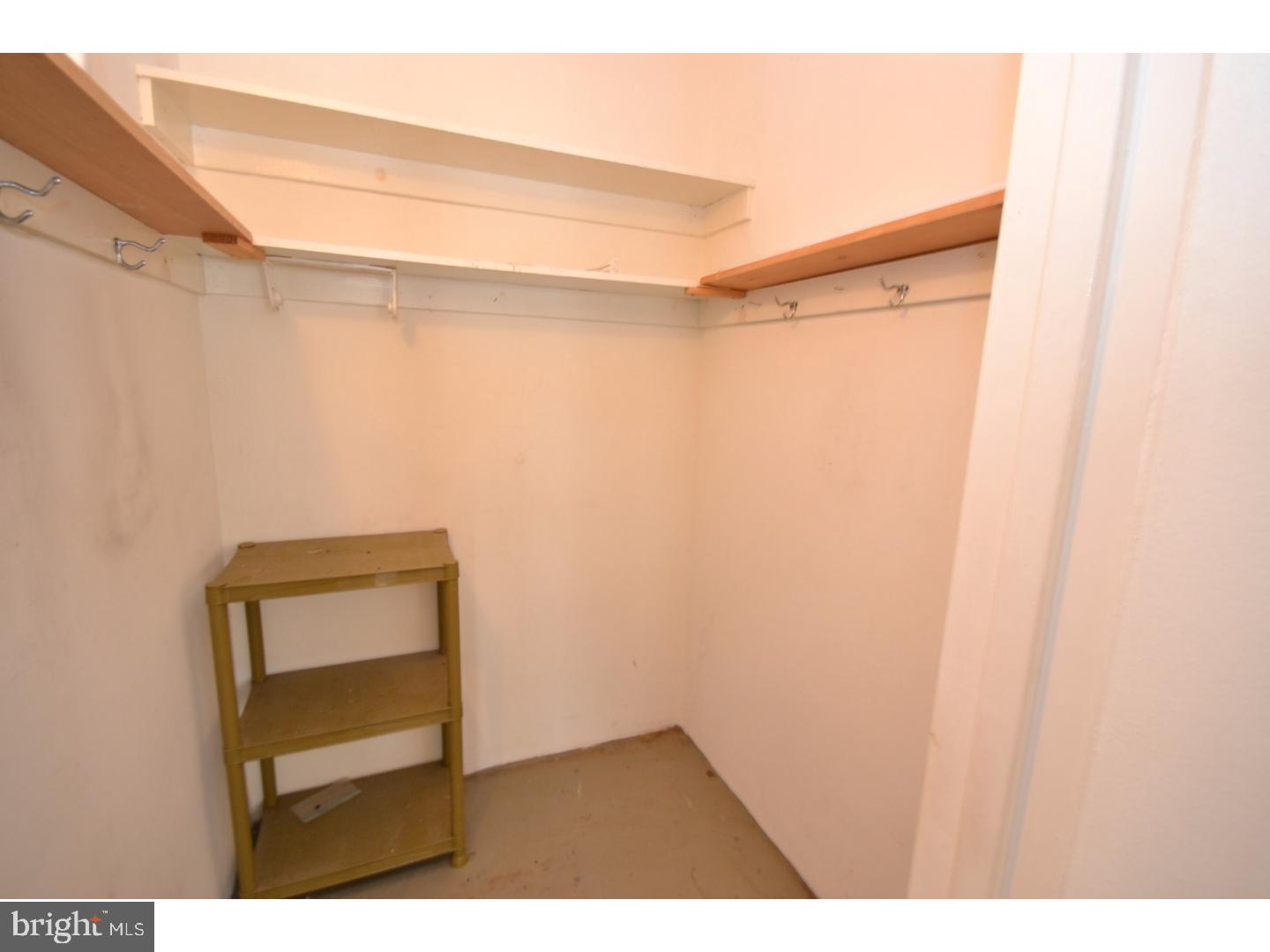 WILDMAN ARMS - Residential