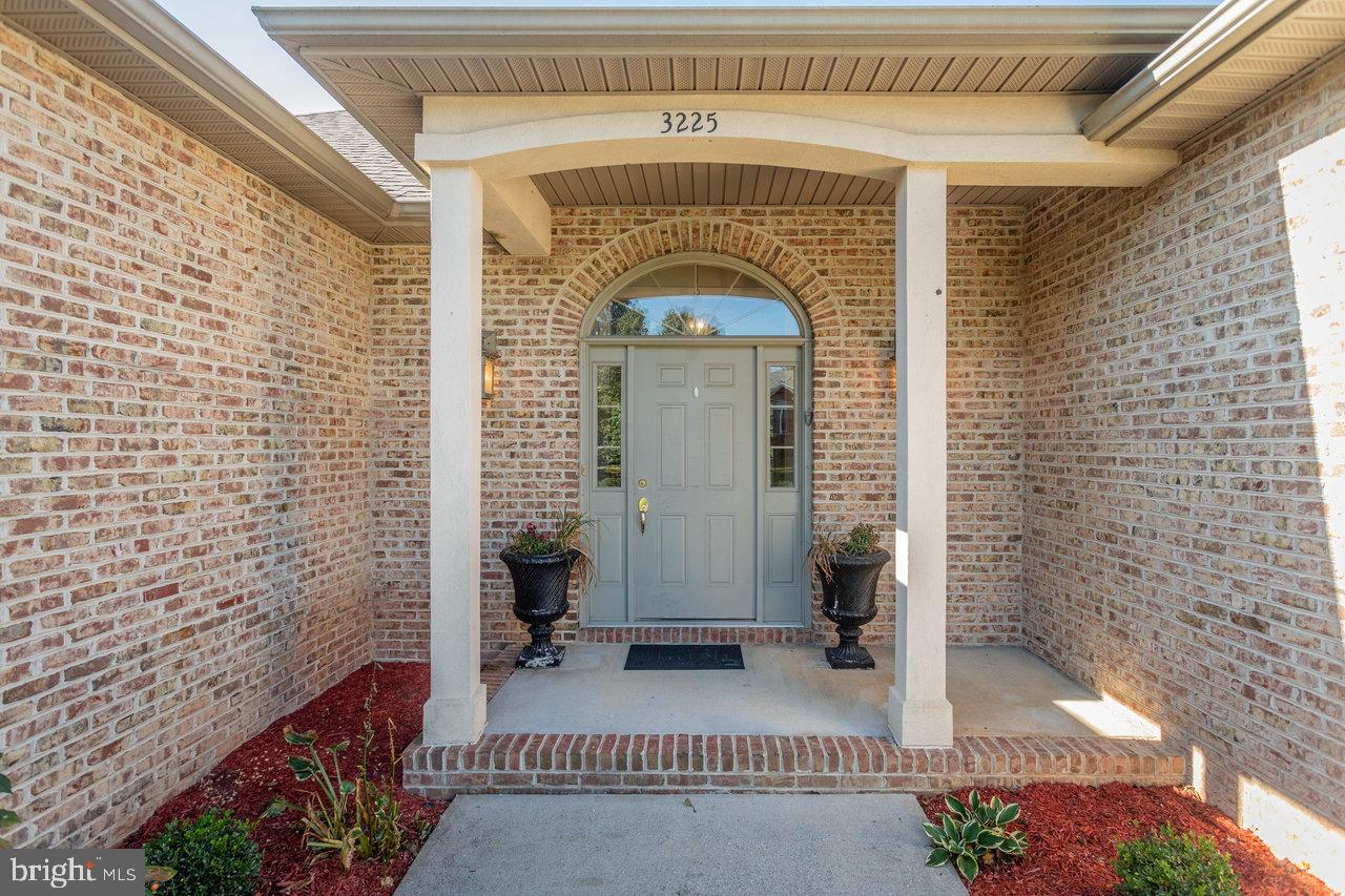 3225 BERRYFIELD DRIVE