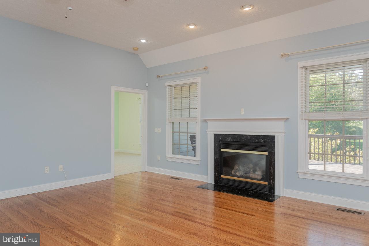 BARRINGTON - Residential