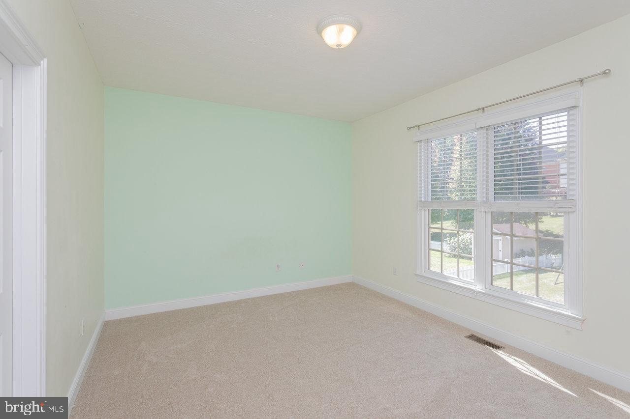 BARRINGTON - Residential