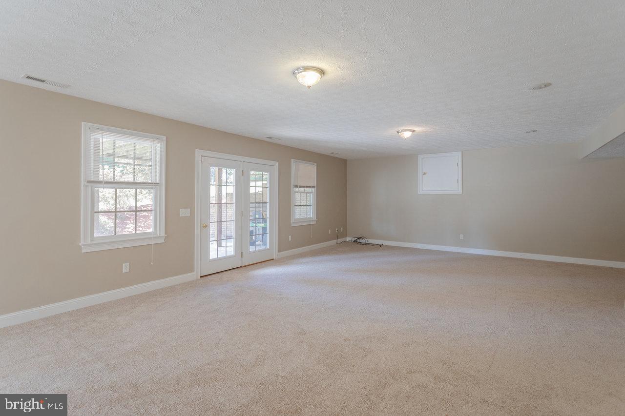 BARRINGTON - Residential