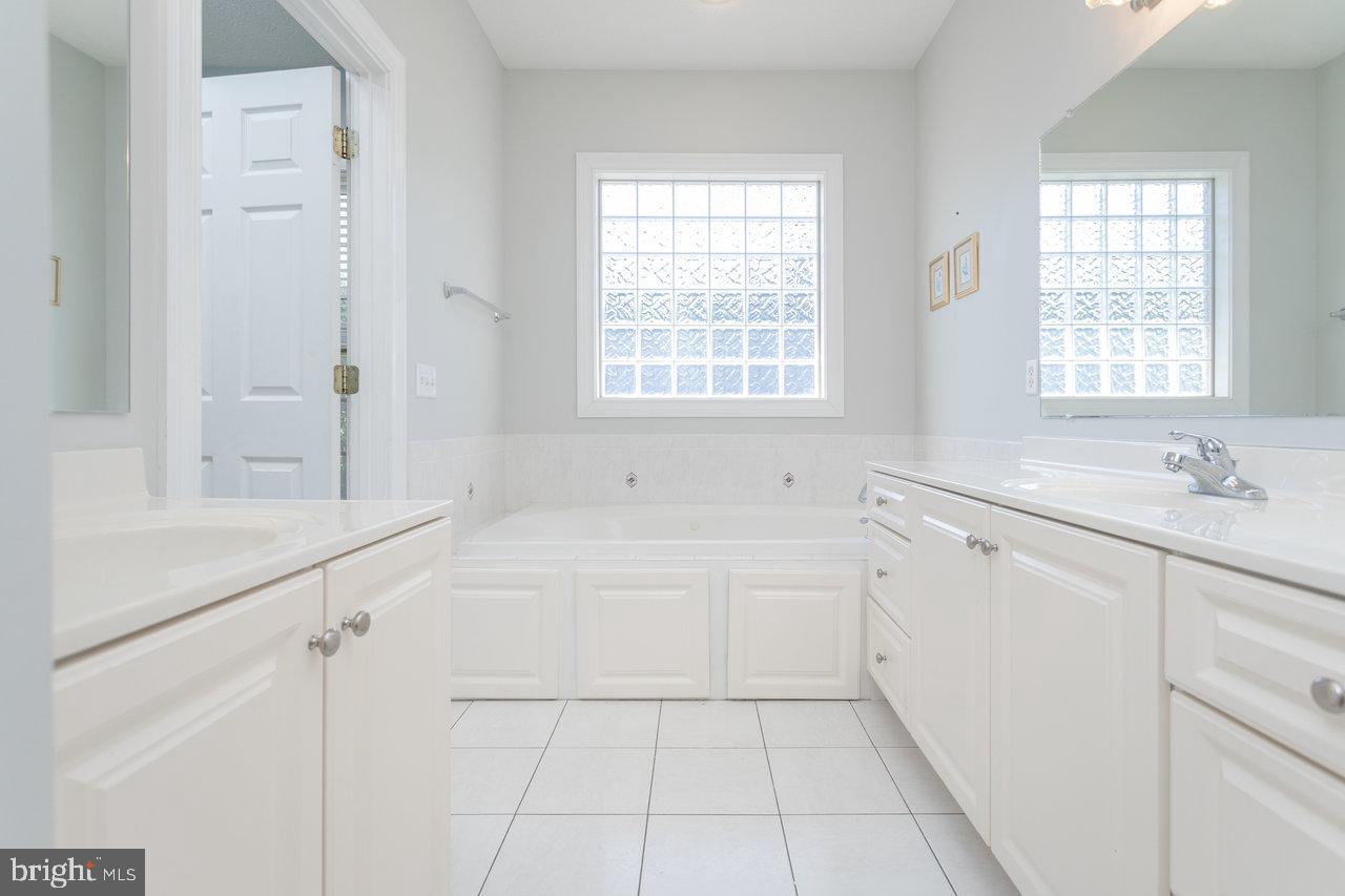 BARRINGTON - Residential