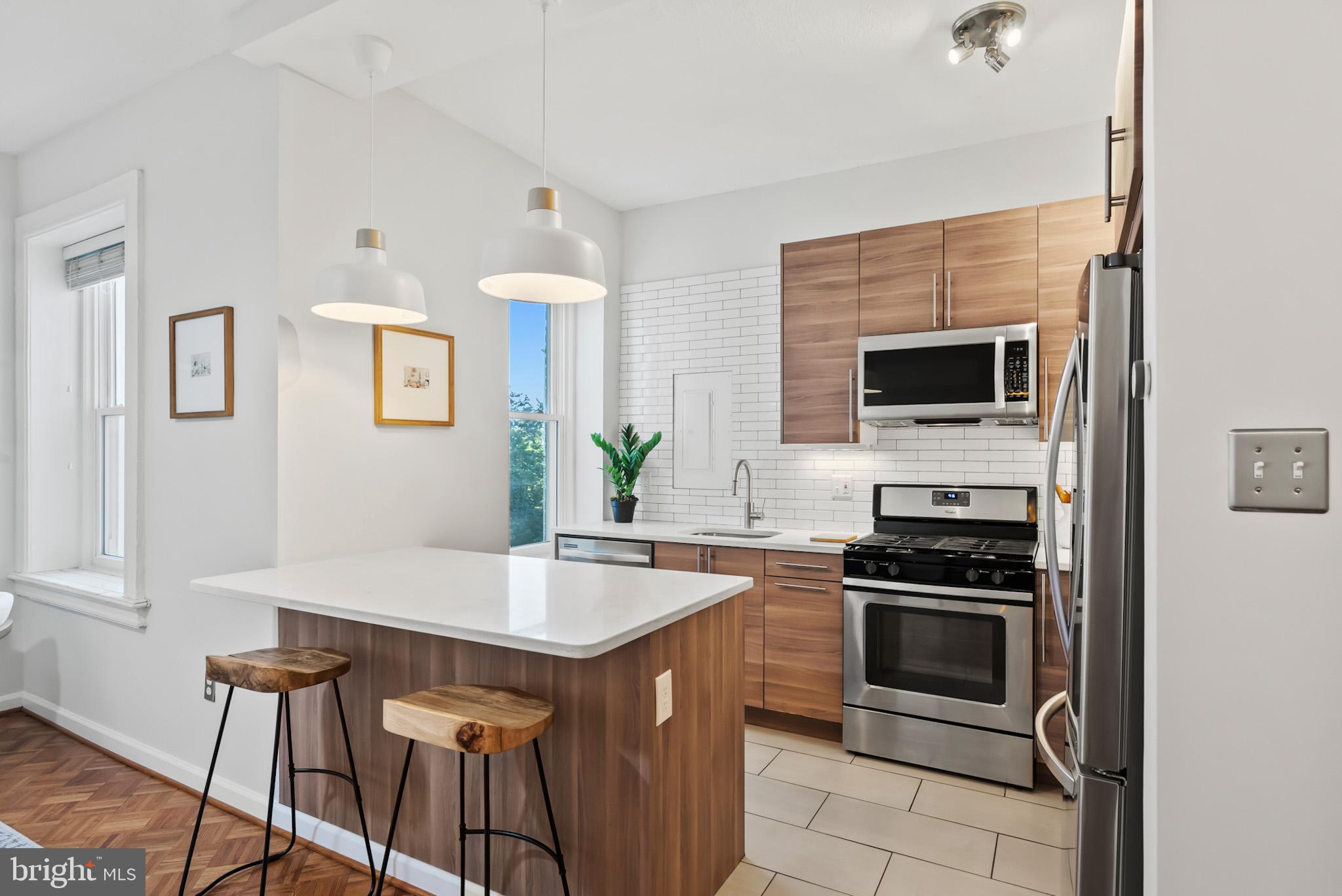 1851 COLUMBIA ROAD NW 305