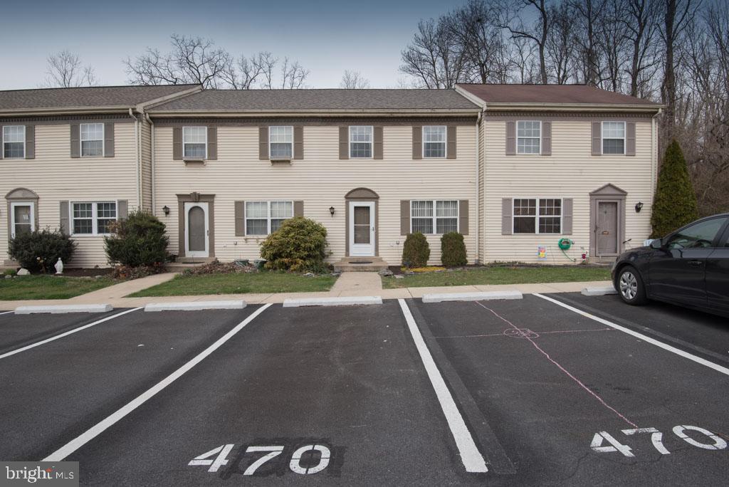 EASTWOOD MEADOWS - Residential