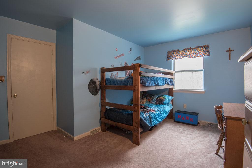 EASTWOOD MEADOWS - Residential