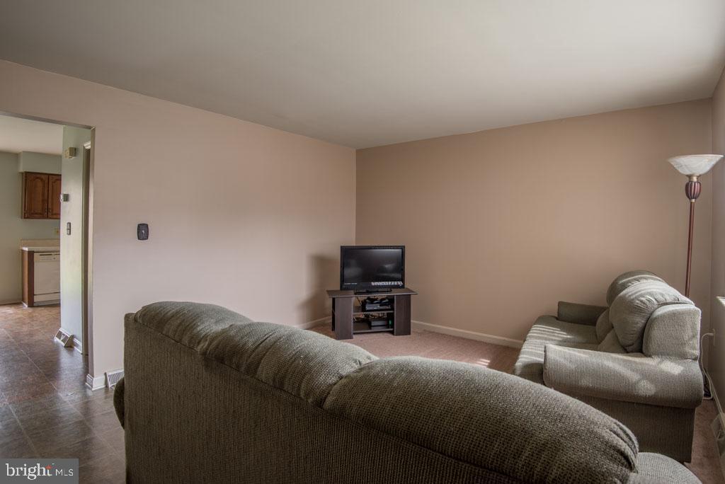 EASTWOOD MEADOWS - Residential