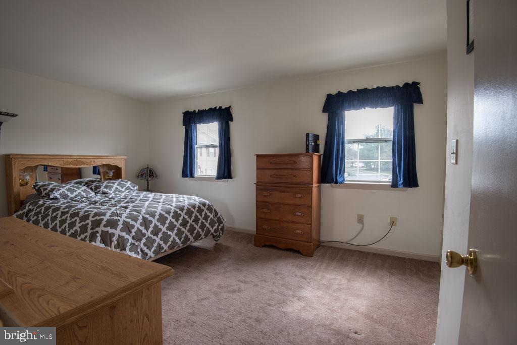 EASTWOOD MEADOWS - Residential