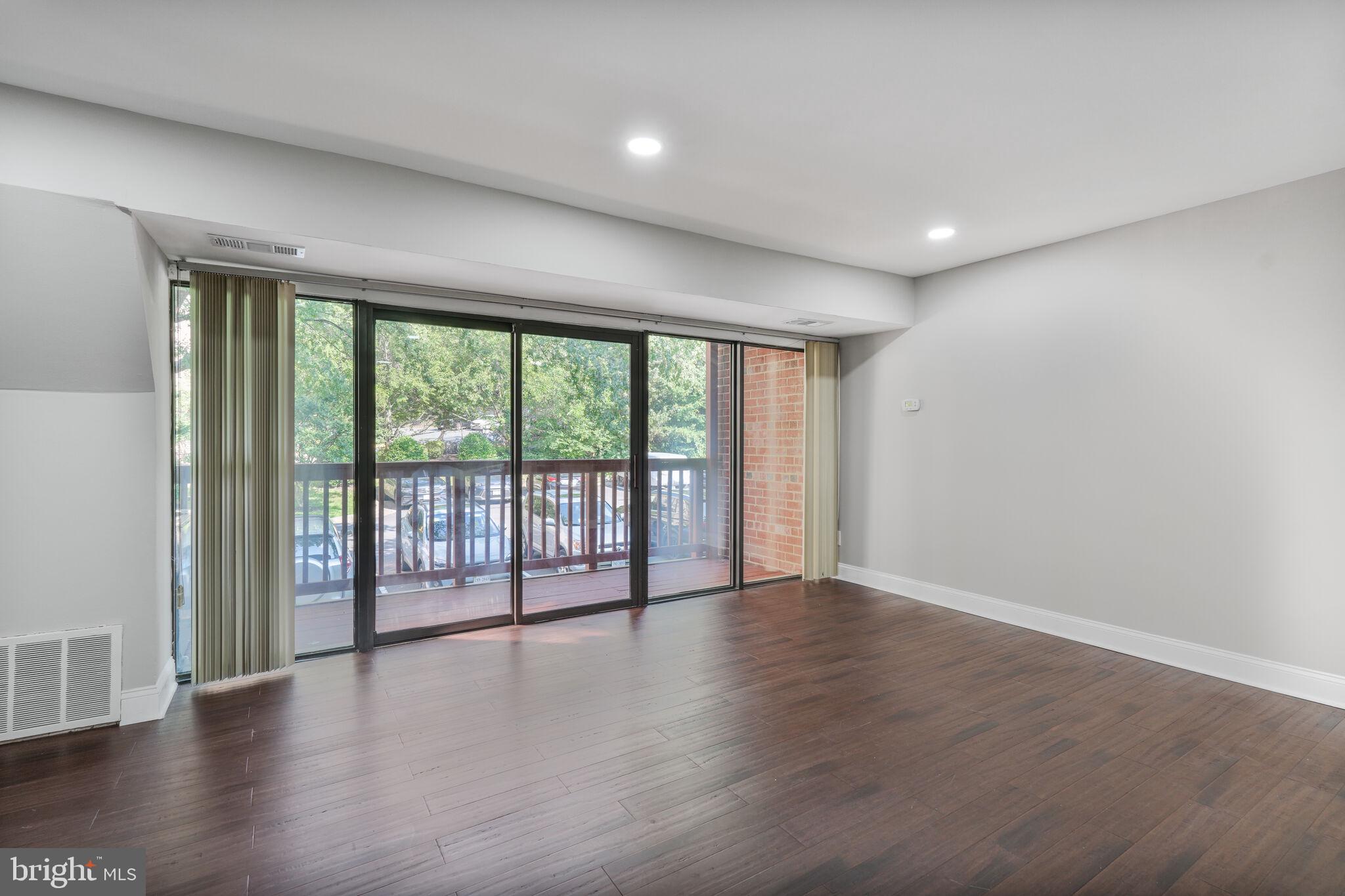 49 SKYHILL ROAD 201