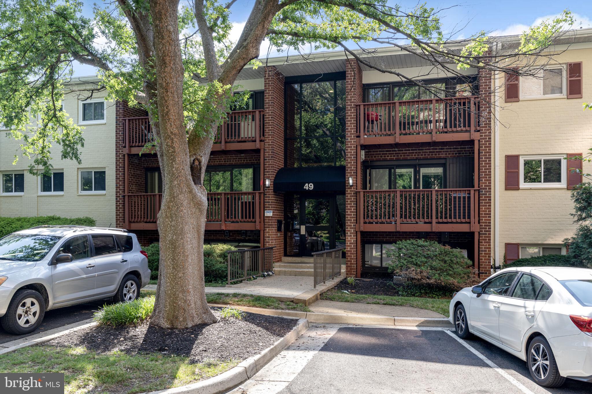 Discover this rare opportunity to own a beautifully renovated 2-bedroom, 2-bathroom contemporary condo with new HVAC system to be installed prior to settlement & washer & dryer hookup just minutes from historic Old Town Alexandria and the King Street Metro station. This bright and spacious unit features fresh paint and brand-new carpet, creating a clean and modern feel. The kitchen has been updated with a brand-new gas range and refrigerator, perfect for home chefs and everyday living. Enjoy the convenience of two full bathrooms, generous closet space, and a layout designed for comfort and privacy. Ideal location for commuters and city lovers alike—don’t miss out on this move-in ready gem! Community amenities include a secure entrance, fitness room, picnic areas, extra storage and a lively calendar of social events. 1.2mi to King Street Metro, with easy access to Old Town, 495, 395, and nearby parks, schools, and trails.