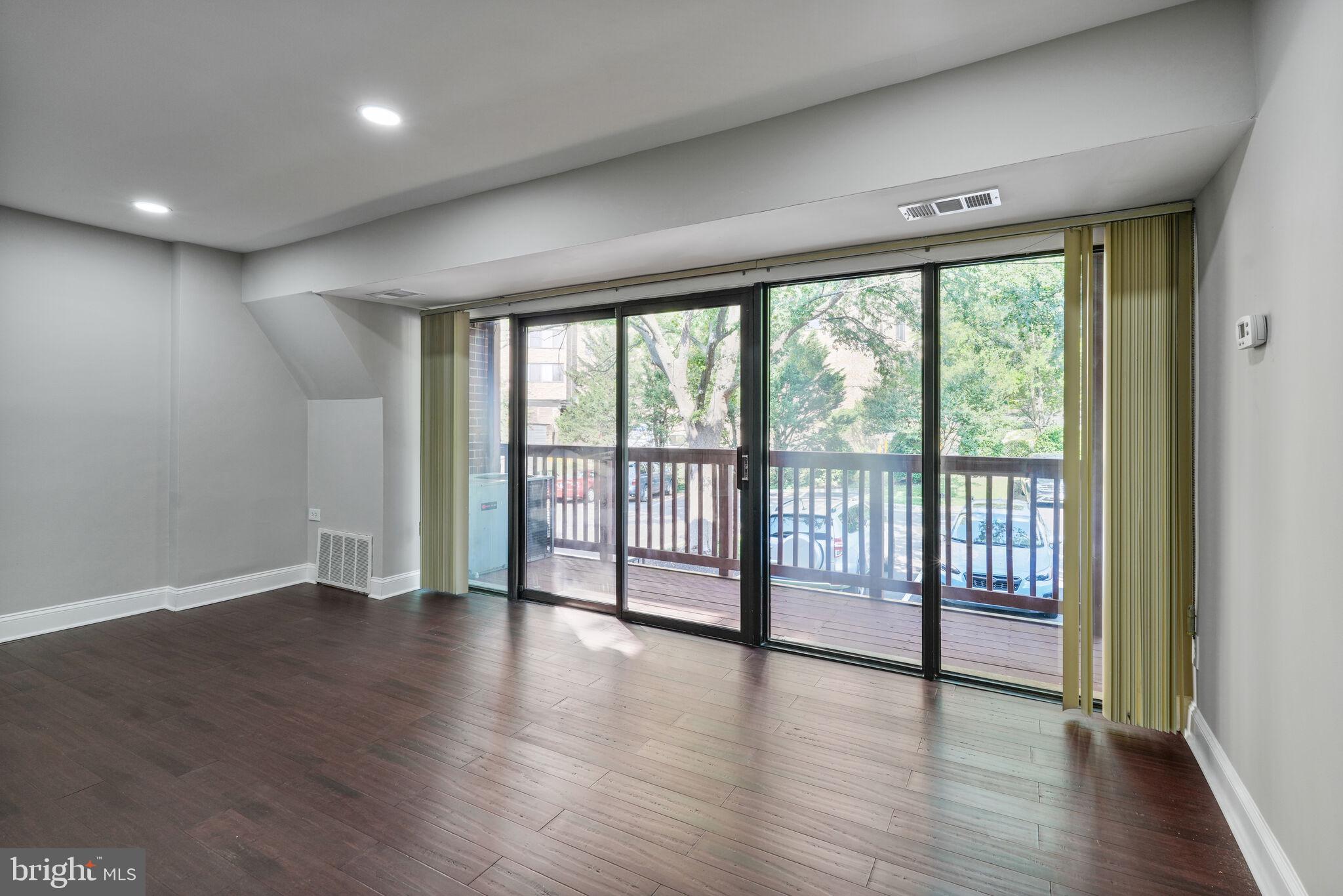 49 SKYHILL ROAD 201
