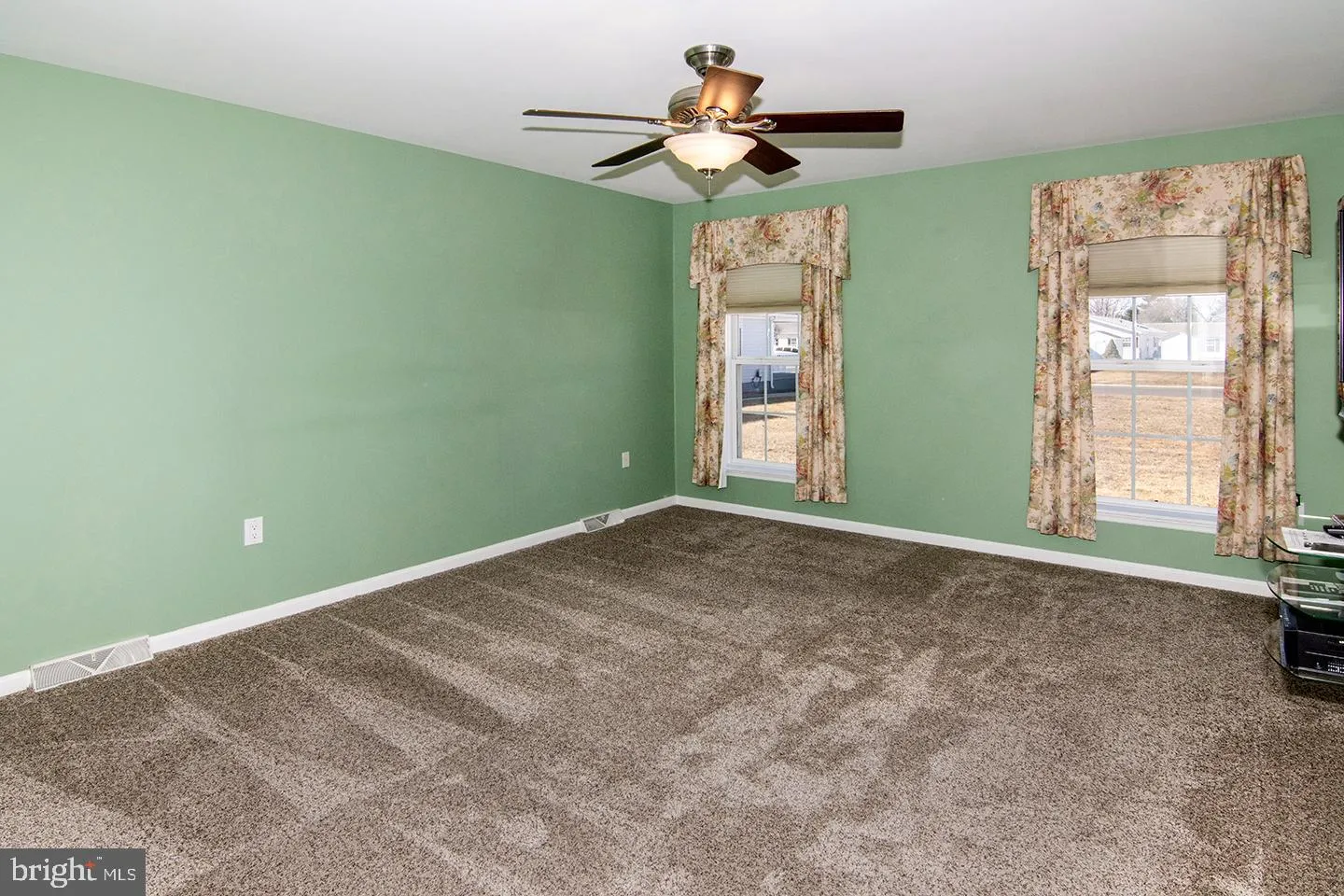 Williamstown, New Jersey 08094, United States, 2 Bedrooms Bedrooms, ,2 BathroomsBathrooms,Residential,Active,83348