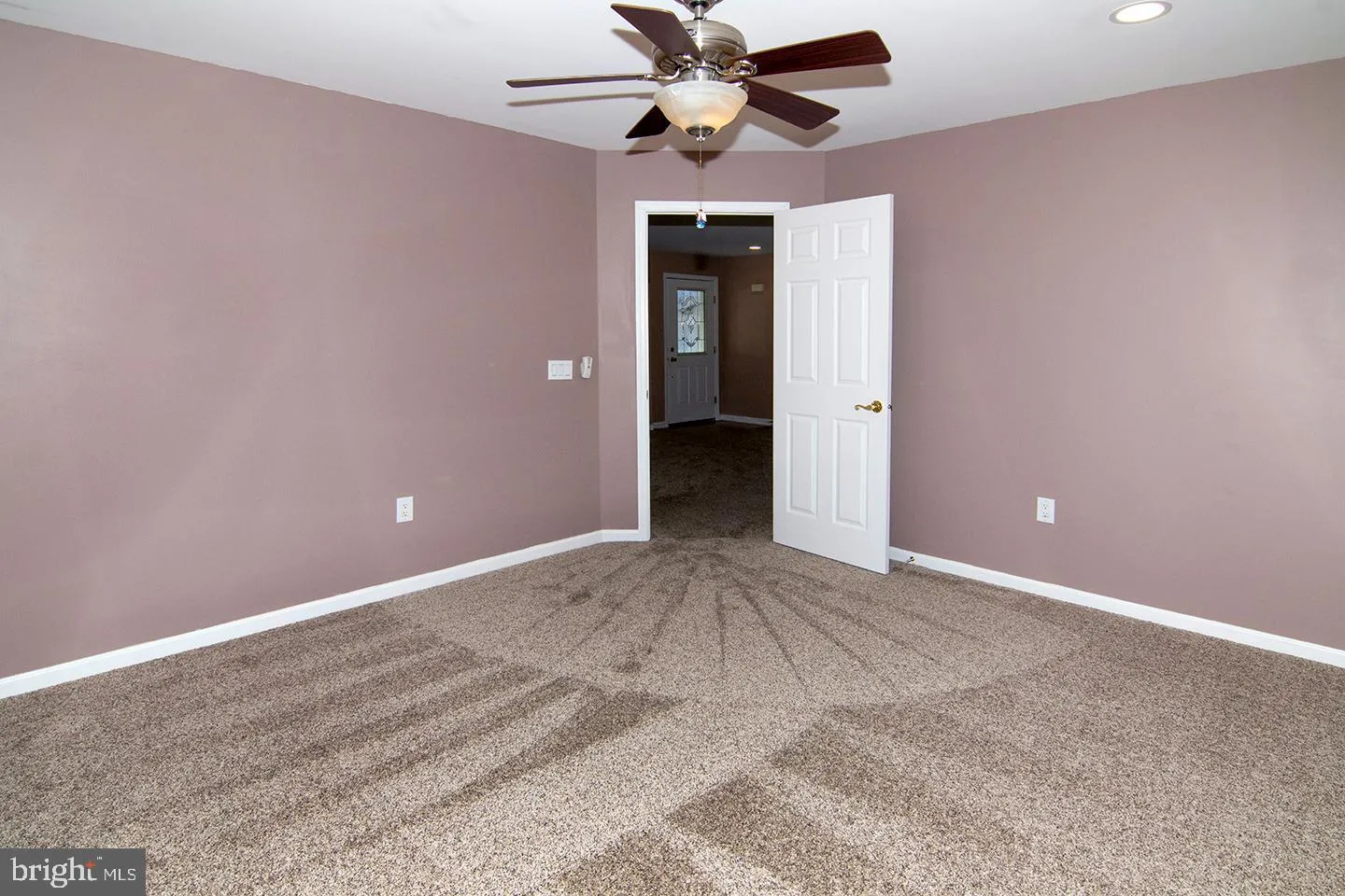 Williamstown, New Jersey 08094, United States, 2 Bedrooms Bedrooms, ,2 BathroomsBathrooms,Residential,Active,83348