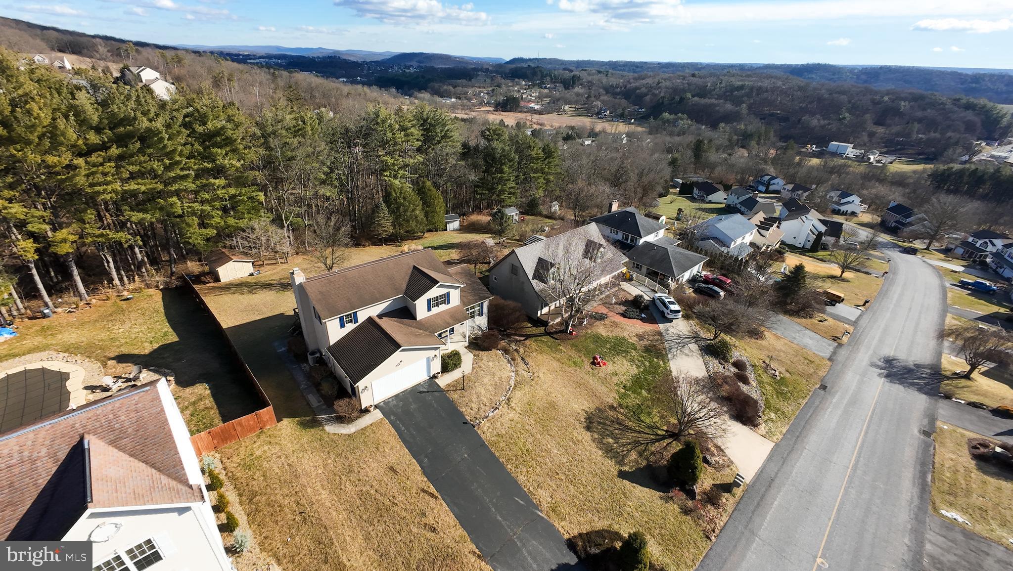 CHESTNUT HILL - Residential