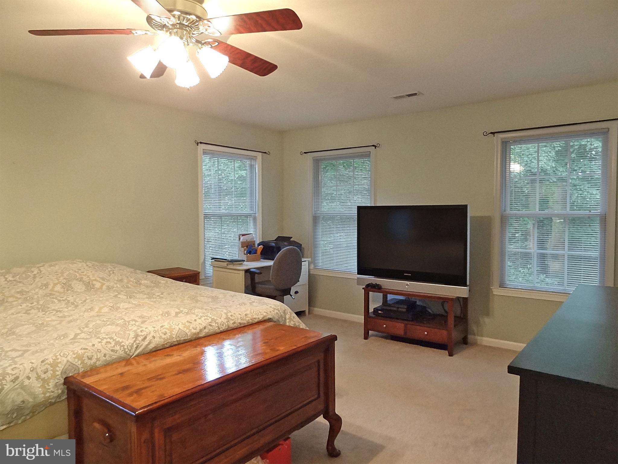 NORTH SELBY - Residential