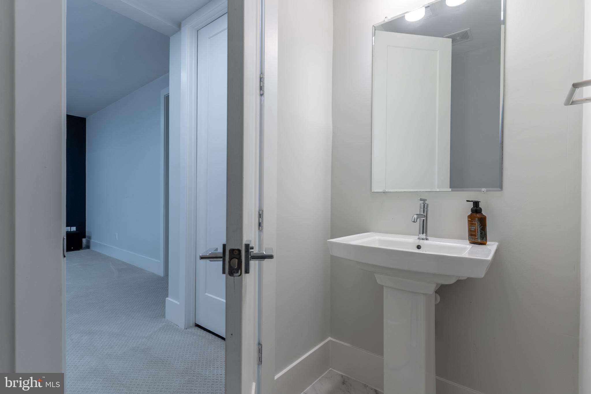 BATTERY RIDGE - Residential