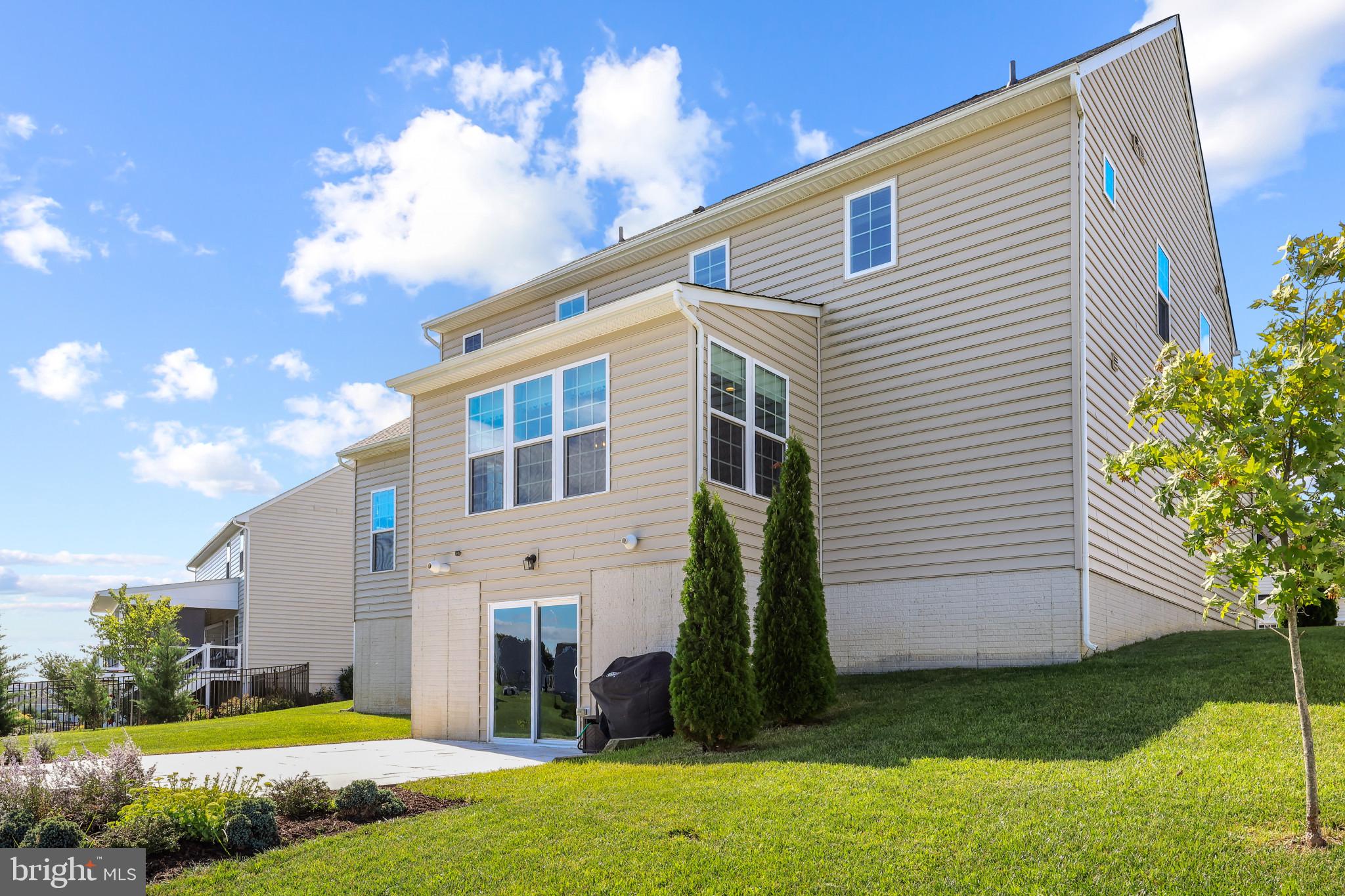 BOLTON HILL - Residential