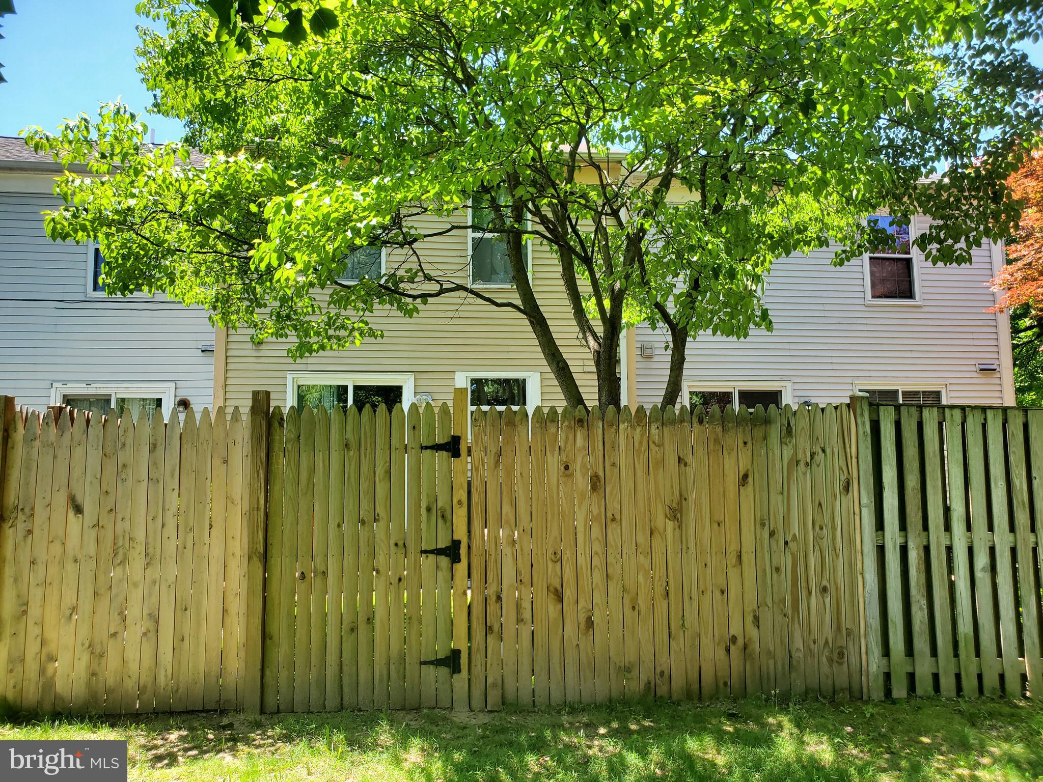 14813 HAMMERSMITH CIRCLE