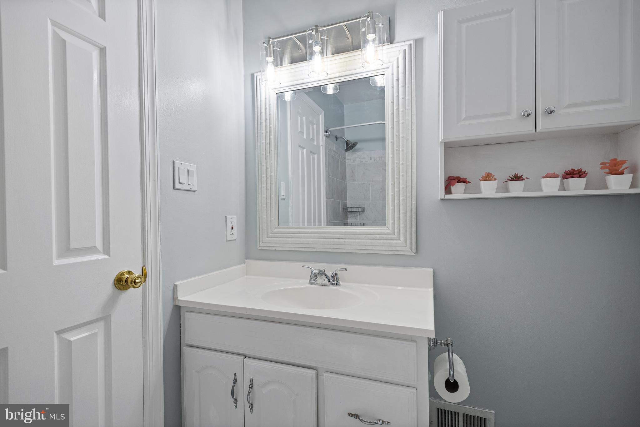 MILLS FARM - Residential