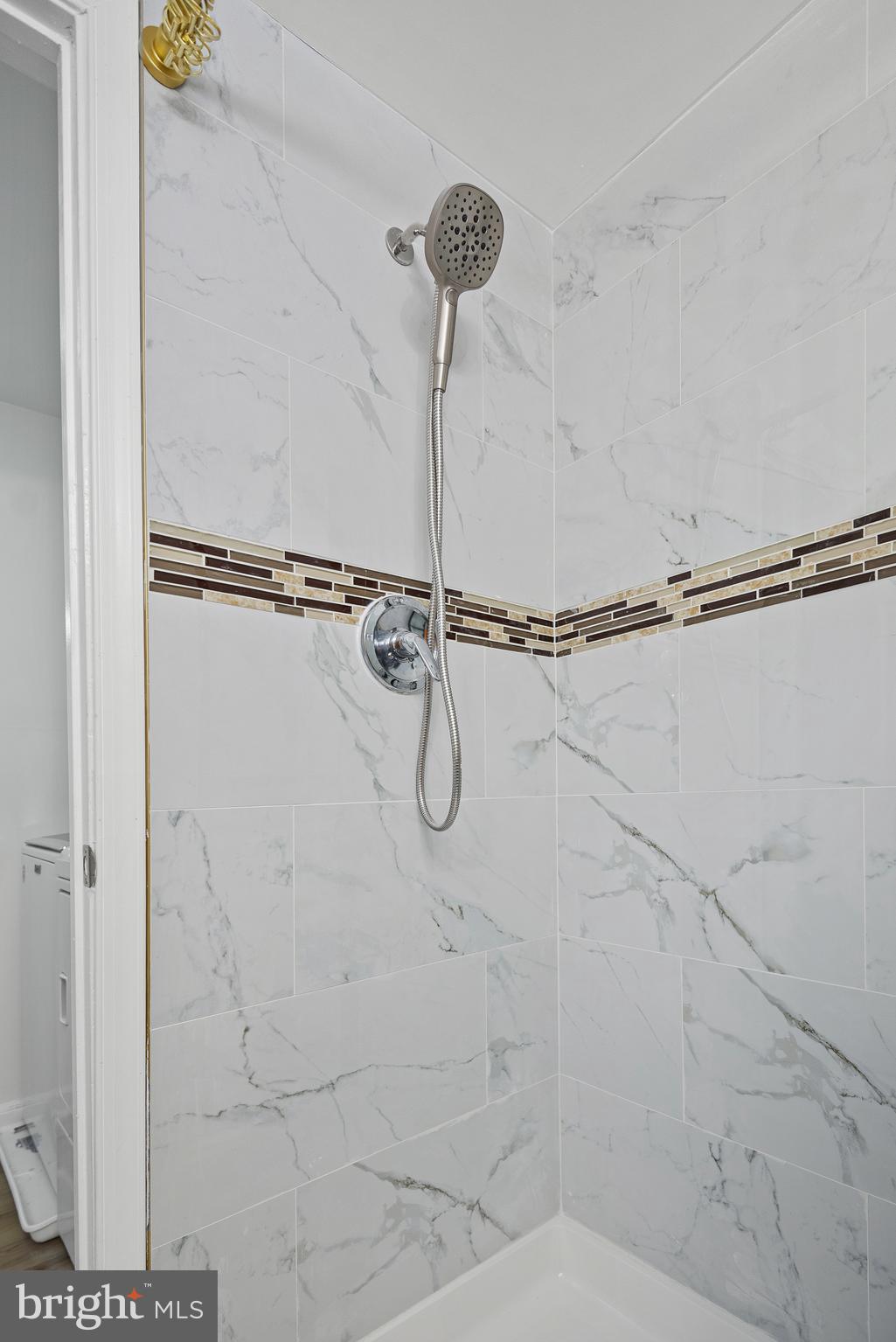 MILLS FARM - Residential