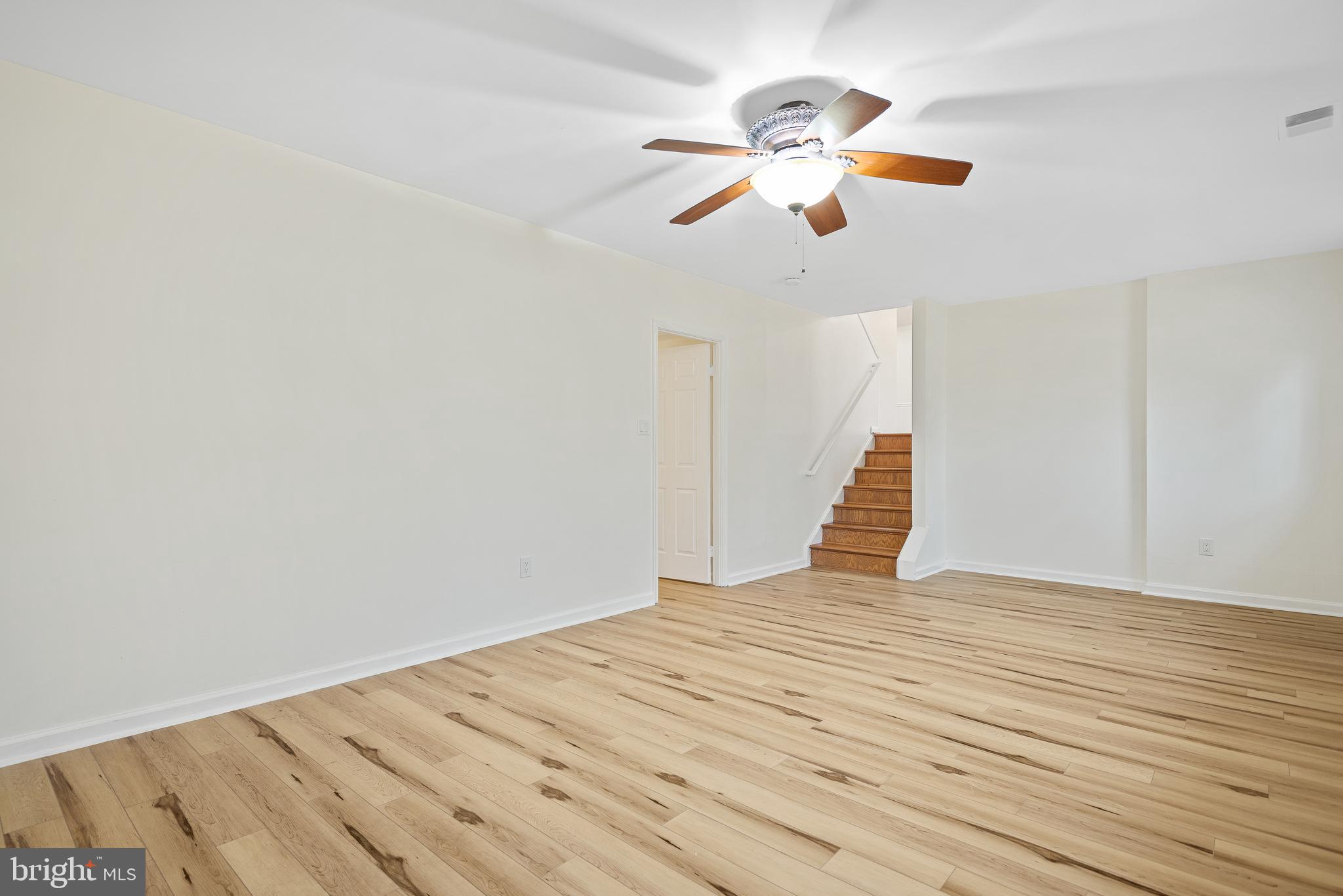 MILLS FARM - Residential