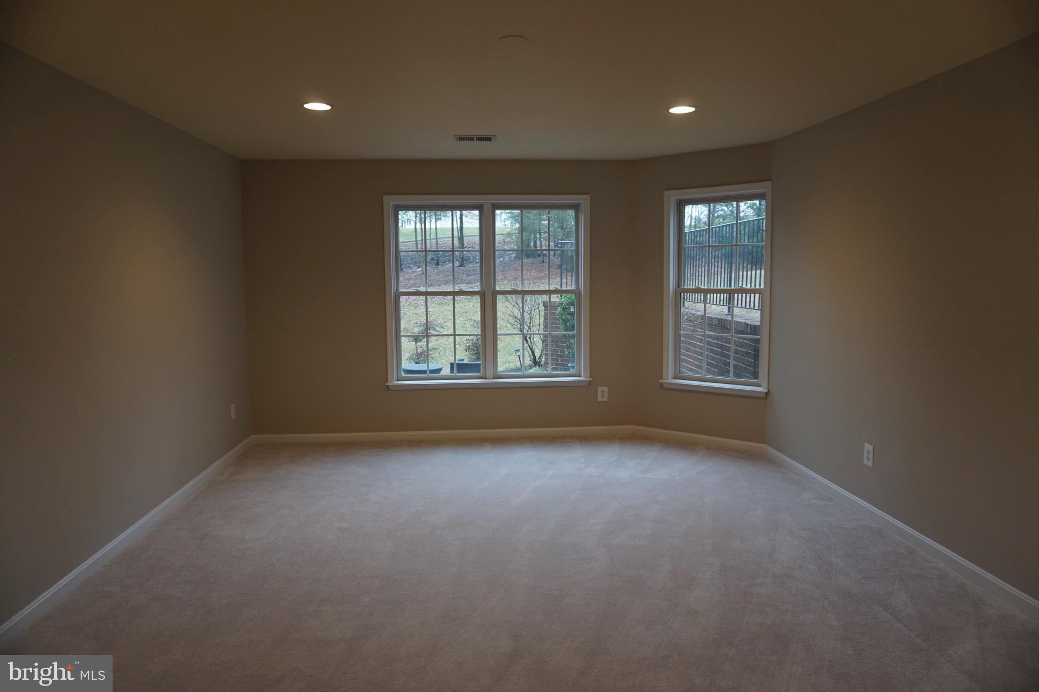 BEAVER CREEK - Residential Lease