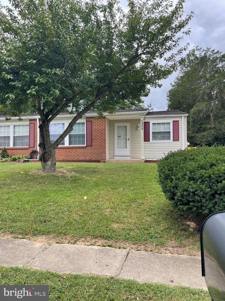 Welcome home,  This move in ready 3-bedroom, 2-bathroom duplex offers comfortable living space, modern amenities, and a prime location. With one level living and convenient layout, this duplex is perfect for families, professionals, or anyone looking looking for a new place to call home. Freshly painted and new carpet in the bedrooms makes this move in ready. 
Situated in the Wedgewood Community  of Severn, you'll have easy access to local schools, parks, shopping centers, and major roadways.
The duplex offers convenient parking options with its private driveway, ensuring that you and your guests have hassle-free parking at all times.
Don't miss out on the opportunity to make this duplex your new home. Schedule a viewing today and experience the comfort and convenience it has to offer.