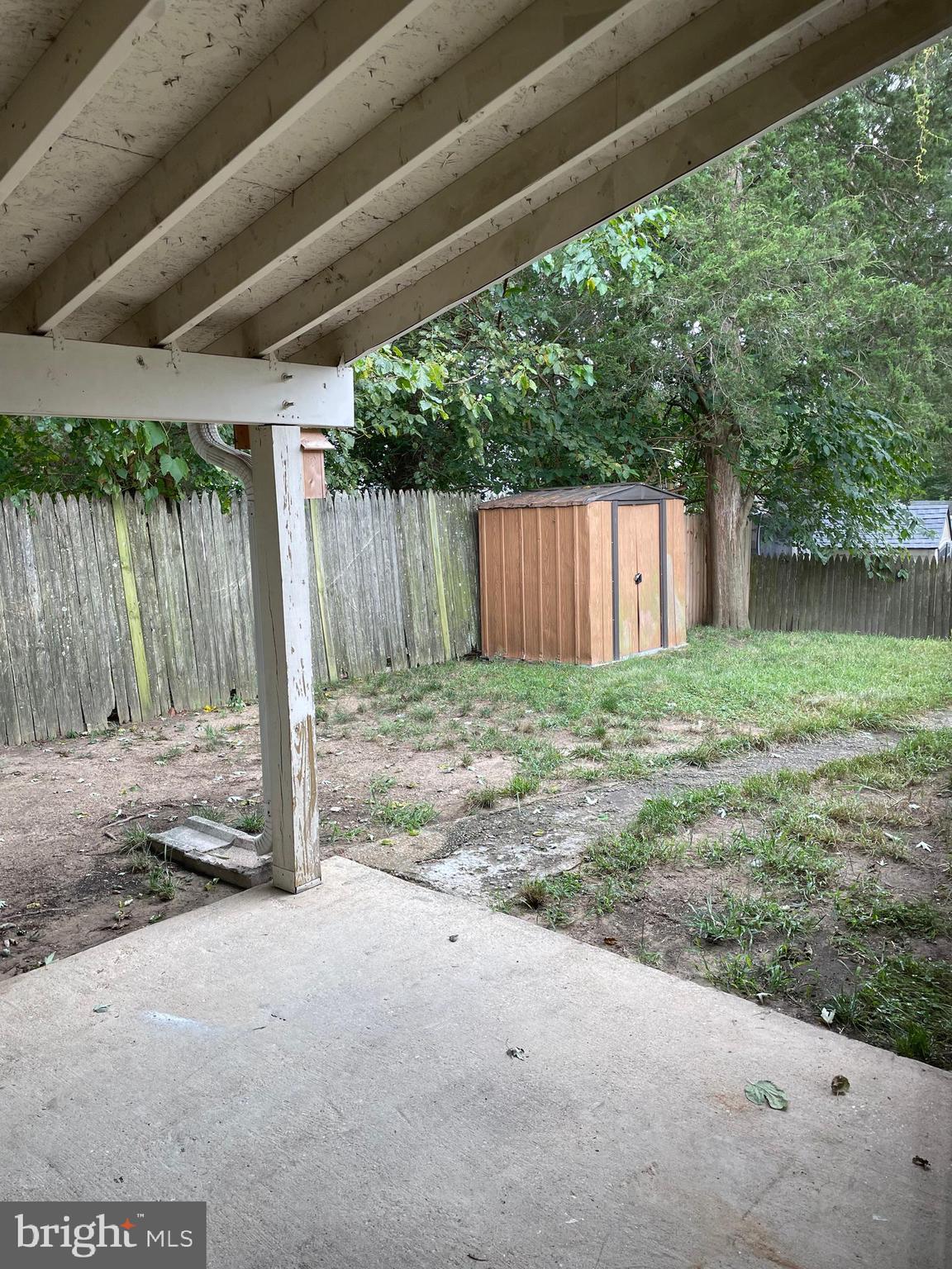 WEDGEWOOD FOREST - Residential Lease