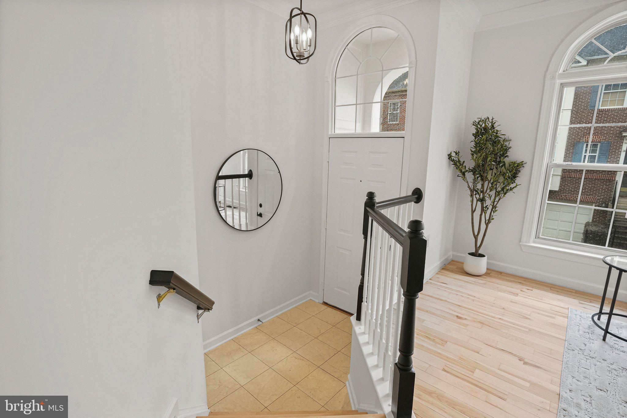 2028 ASHLEIGH WOODS COURT