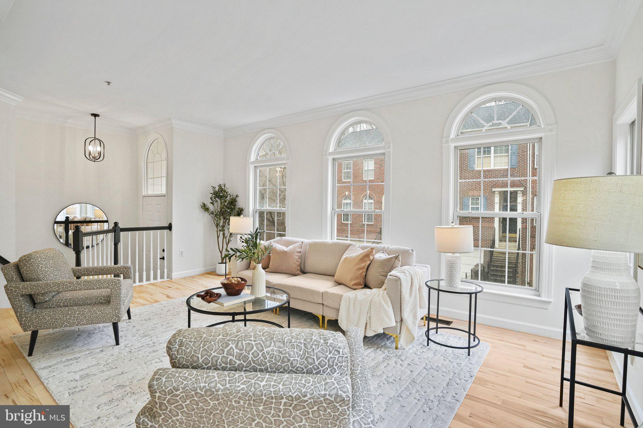 2028 ASHLEIGH WOODS COURT