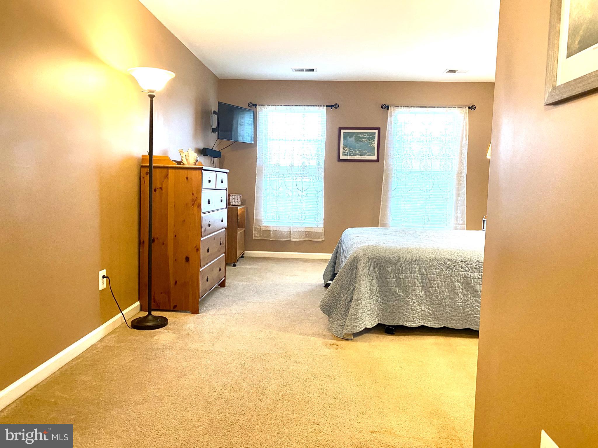 RIVERTON - Residential