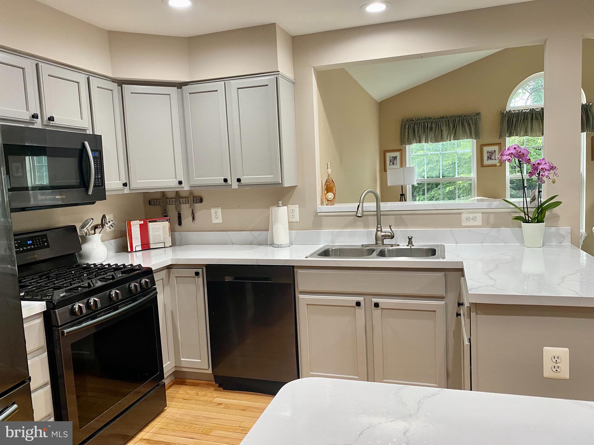 RIVERTON - Residential