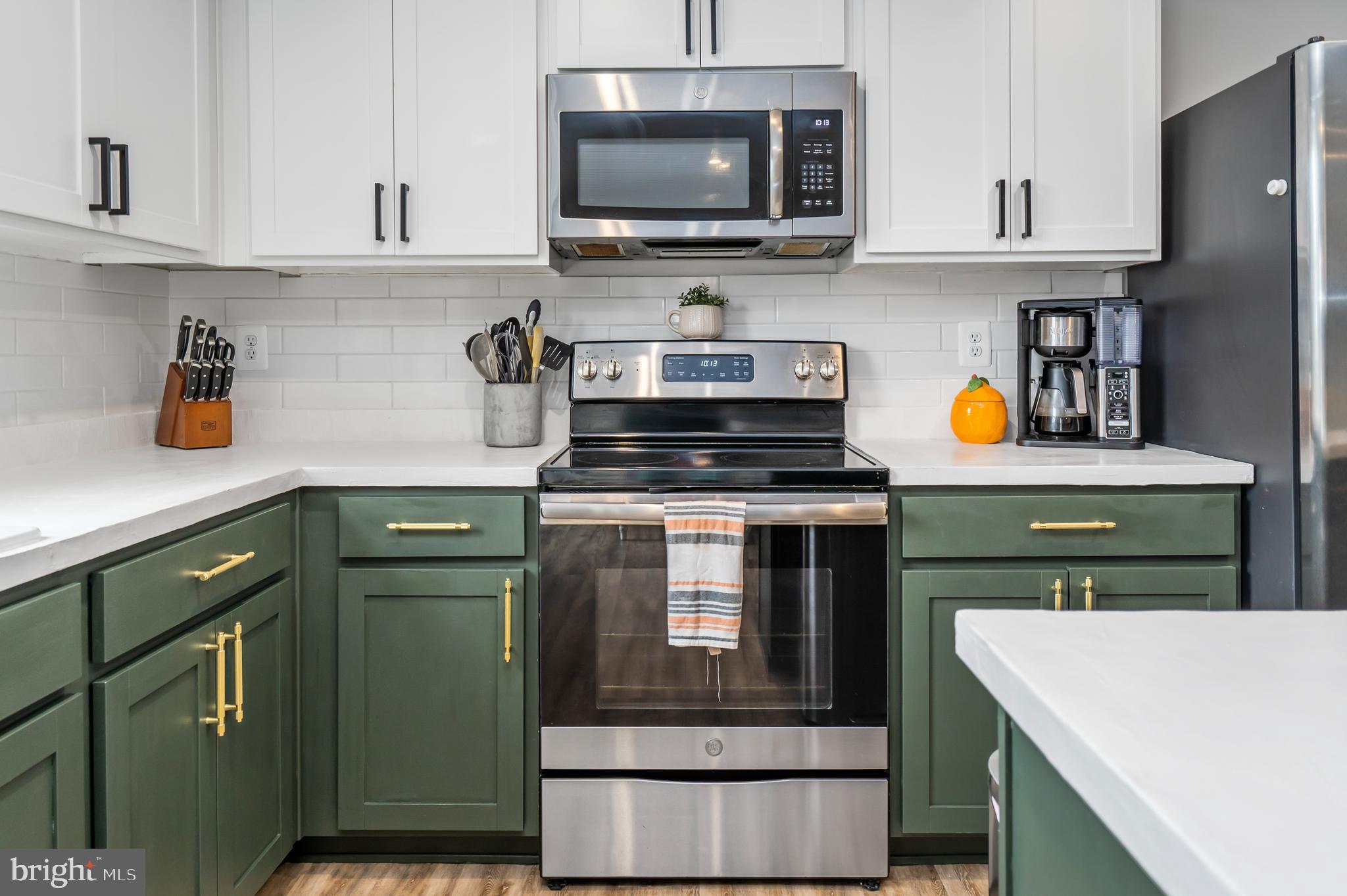 MEADE'S CROSSING - Residential