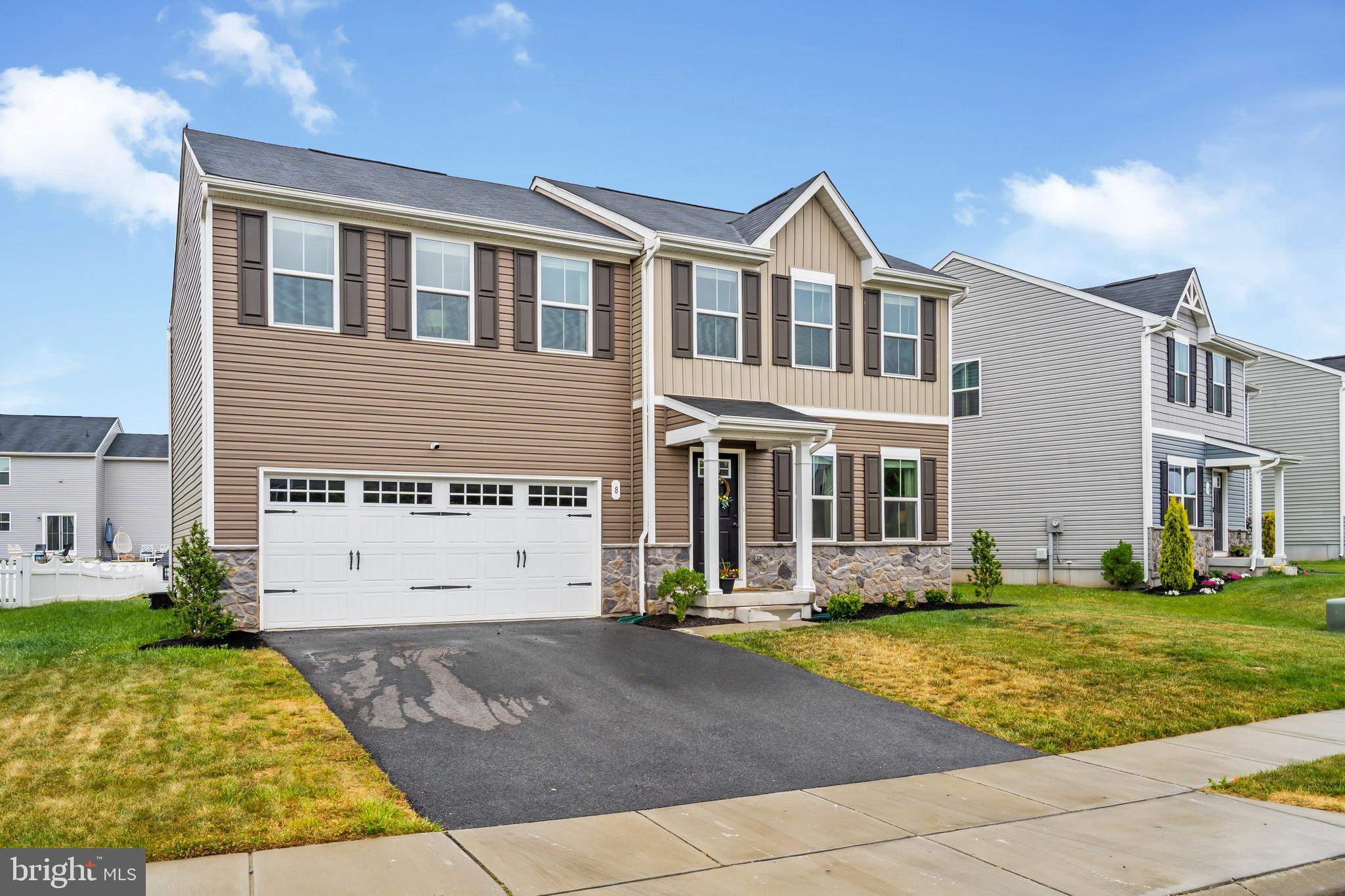 MEADE'S CROSSING - Residential