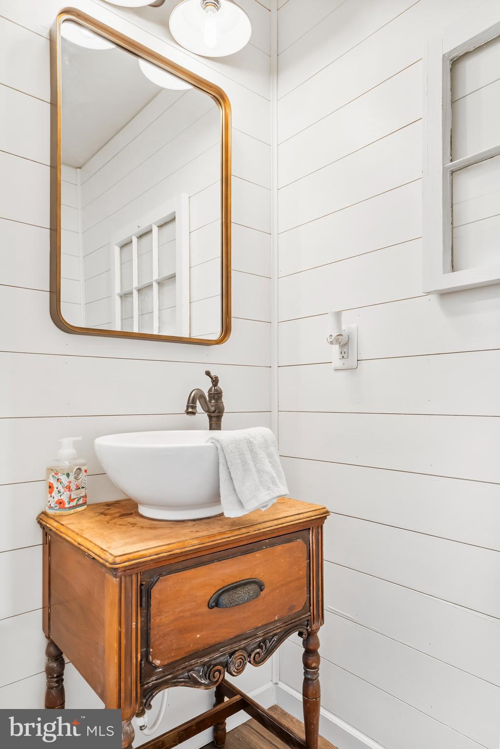 MEADE'S CROSSING - Residential